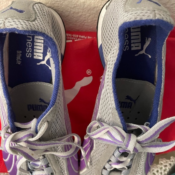 Puma lace up lightweight sneaker with bag - Picture 8 of 9